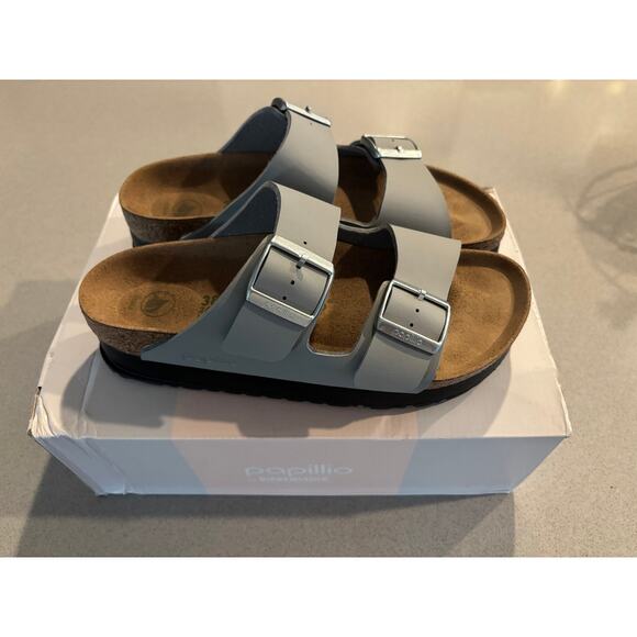 Birkenstock Shoes - NWT Birkenstock Papillio Arizona Flex Platform - Size 38